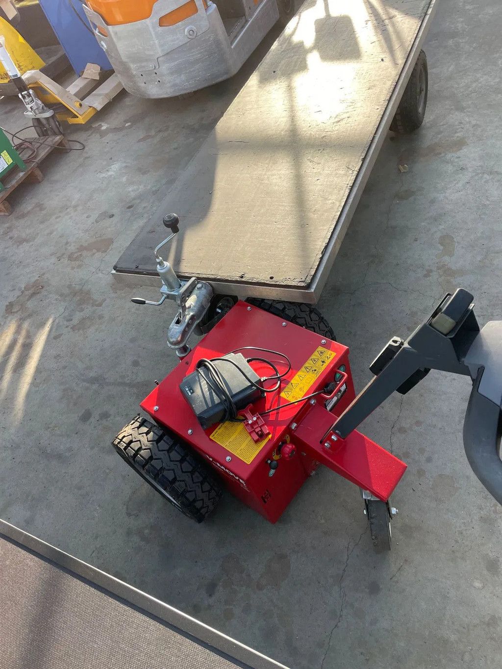 Overige Move L electrotrekker mover hooiwagen voerwagen