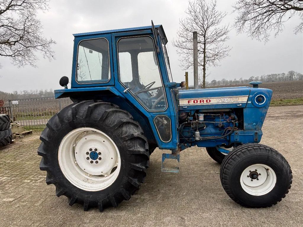 Ford 7000