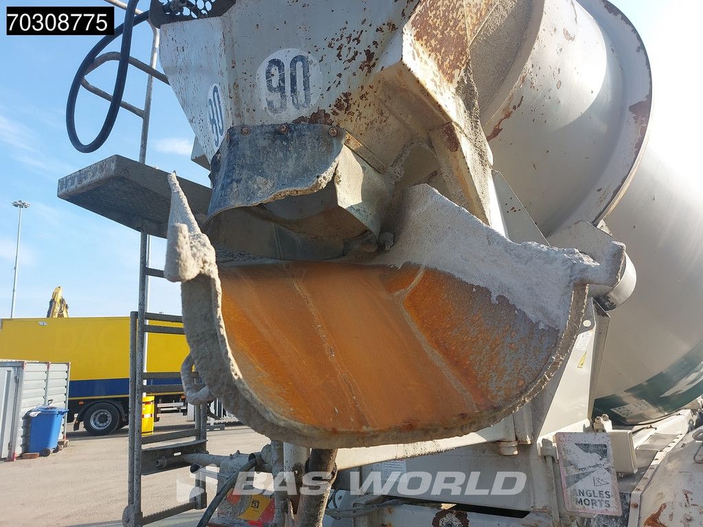 MAN TGS 32.400 8X4 9m3 Liebherr Full Steel Euro 6