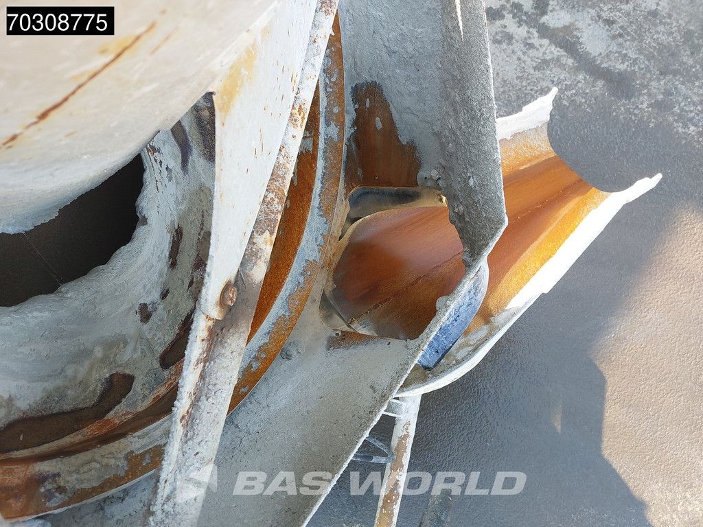 MAN TGS 32.400 8X4 9m3 Liebherr Full Steel Euro 6