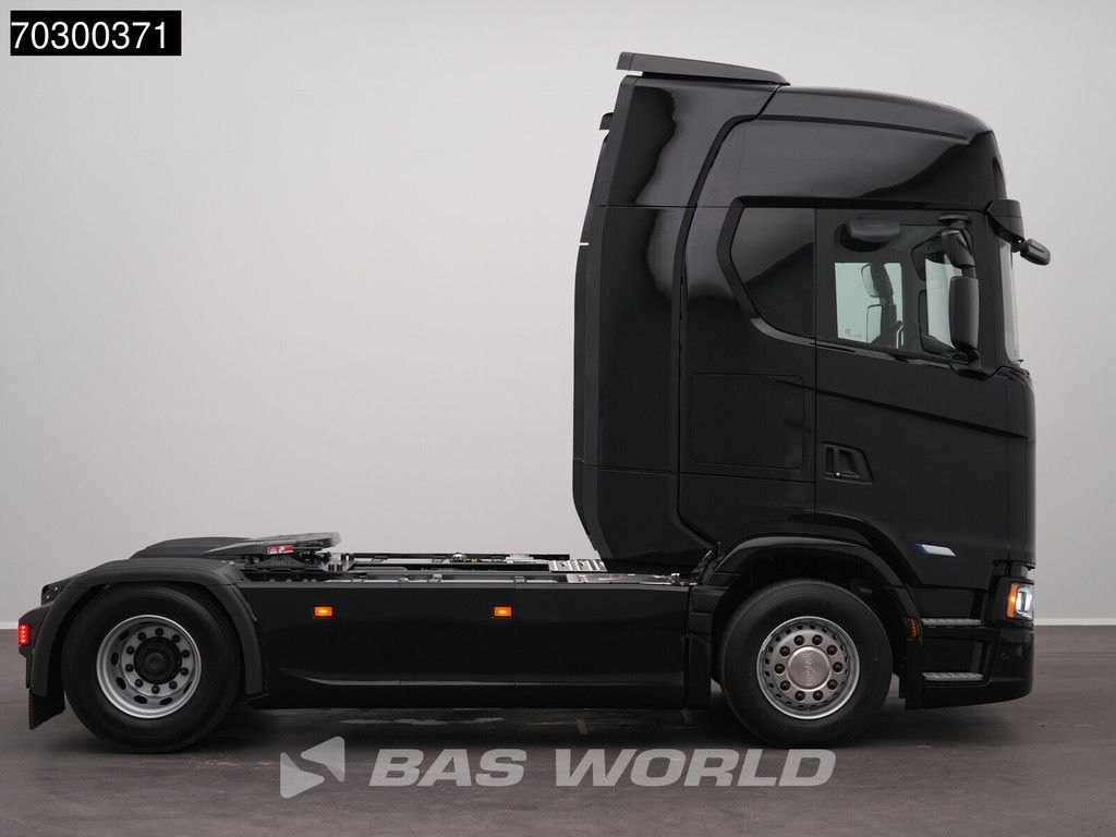 Scania S460 4X2 NEW! Retarder Full-Air 2xTanks LED ACC Standklima Leder Navi Euro 6