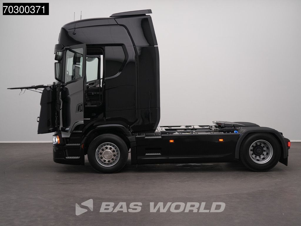 Scania S460 4X2 NEW! Retarder Full-Air 2xTanks LED ACC Standklima Leder Navi Euro 6