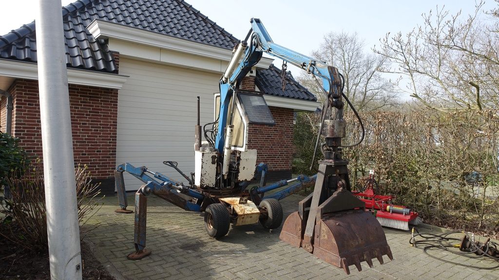 Boki Kiefer 2050 Spingraafmachine kraan grafdelver mestkraan laadkraan