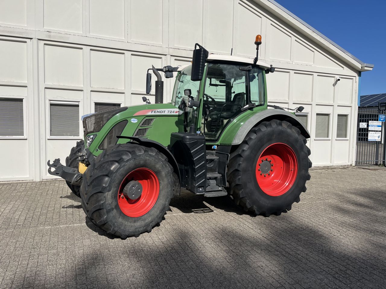 Fendt 724 S4 Profi Plus