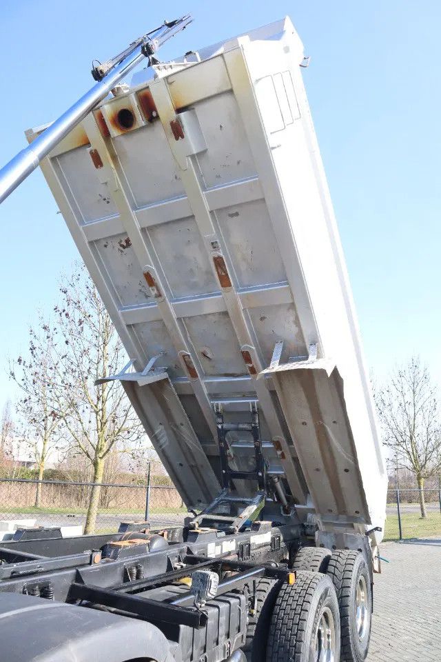 MAN TGS 35.500 | 8X4 | RETARDER | BIG AXLES | EURO 6