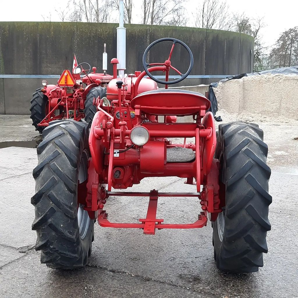 Farmall Oldtimer tractor Farmall Mc Cormick Super A