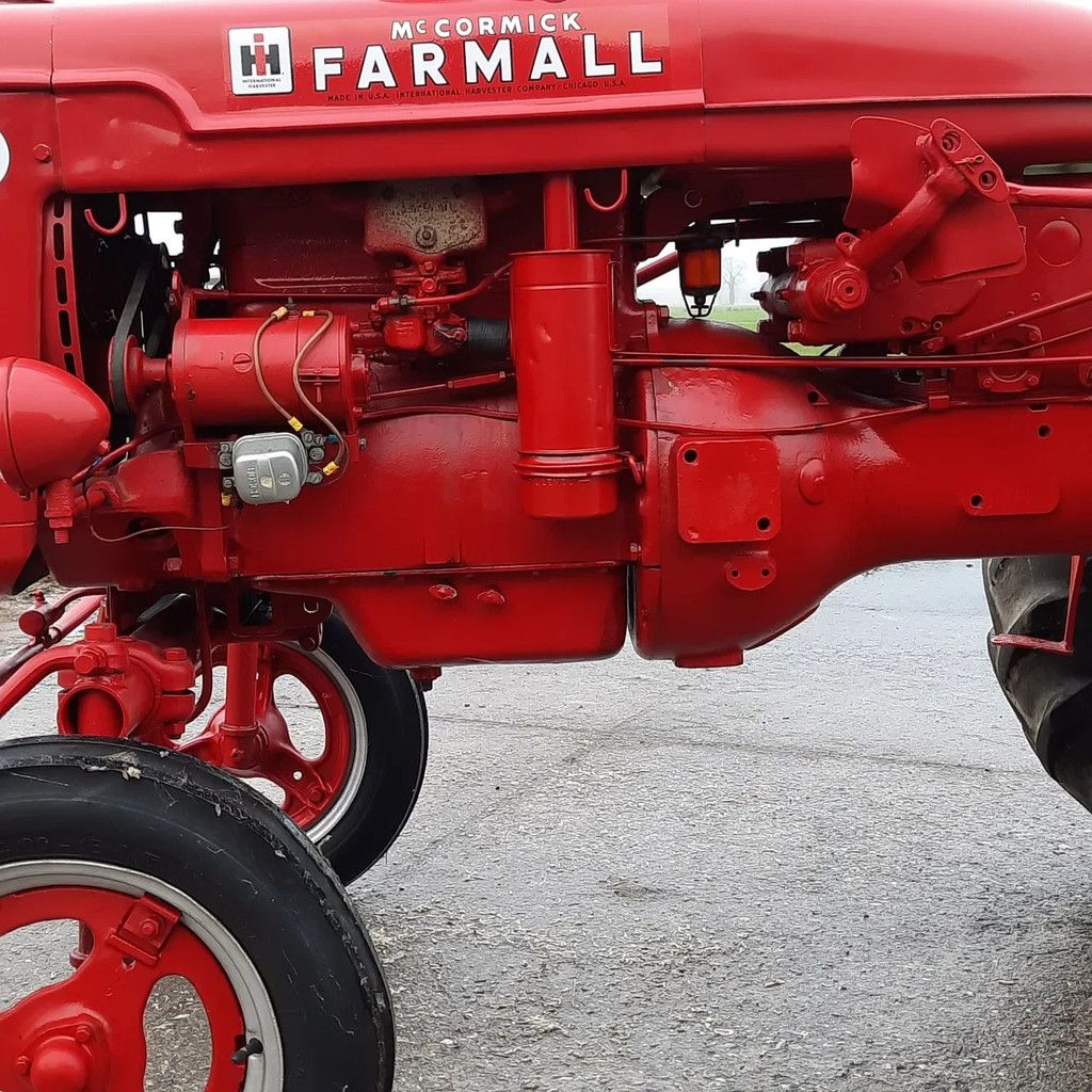 Farmall Oldtimer tractor Farmall Mc Cormick Super A