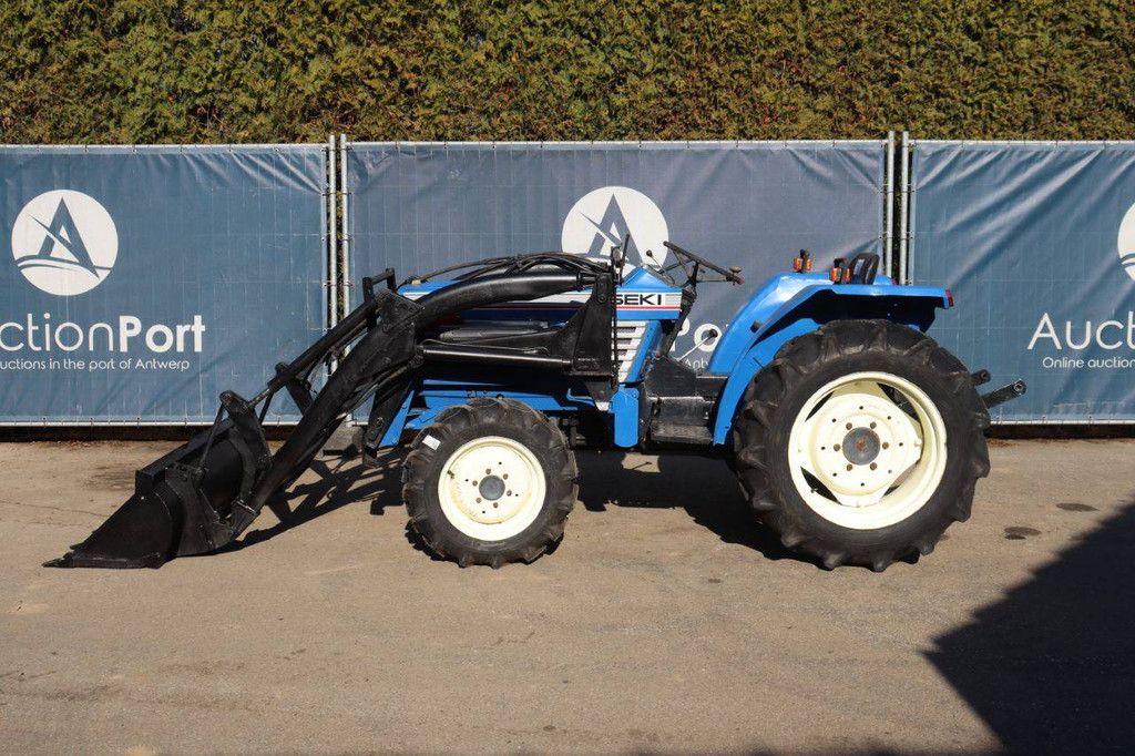 Iseki TL2800F Diesel-Kleintraktor mit Frontlader