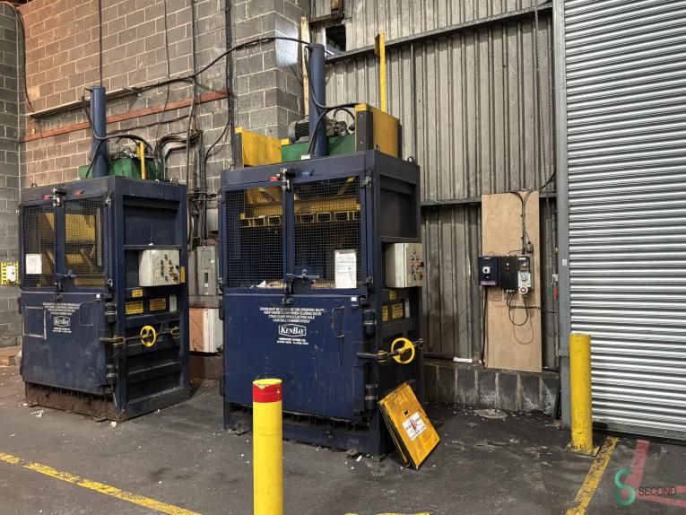 Ballenpressen Kenbay BRG 1 2005