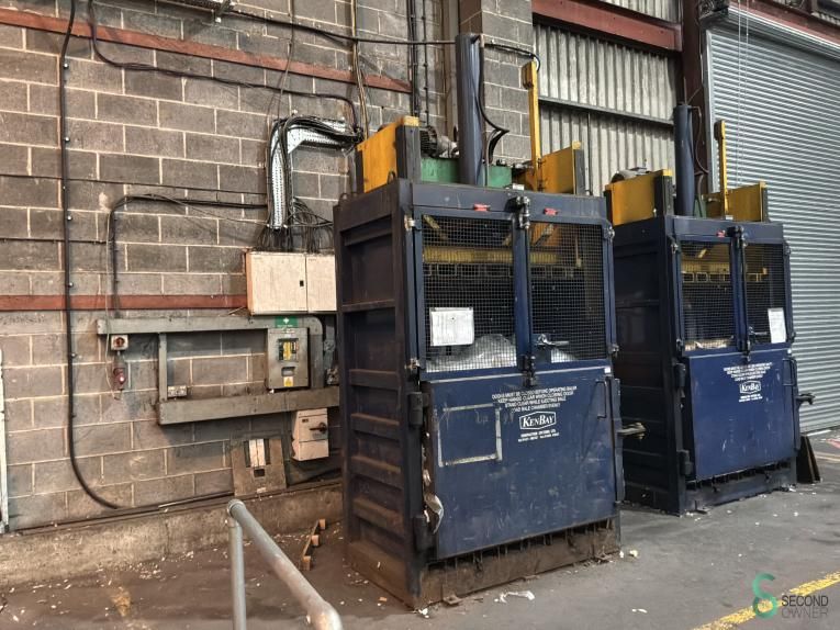 Ballenpressen Kenbay 2005