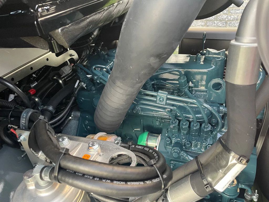 Giant G2500 HD Xtra shovel 4 cill NIEUW! 2026