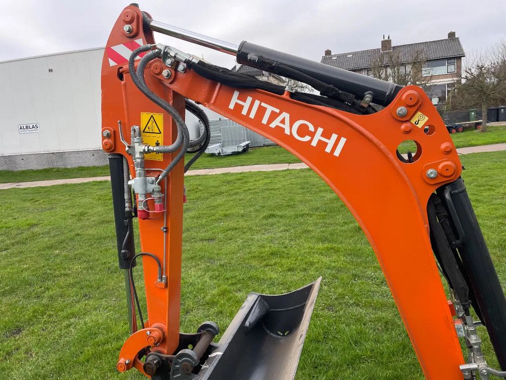 Hitachi ZX19U rupsgraafmachine CW05 hydr snelw met sloopsorteerfunctie slechts 485 uur