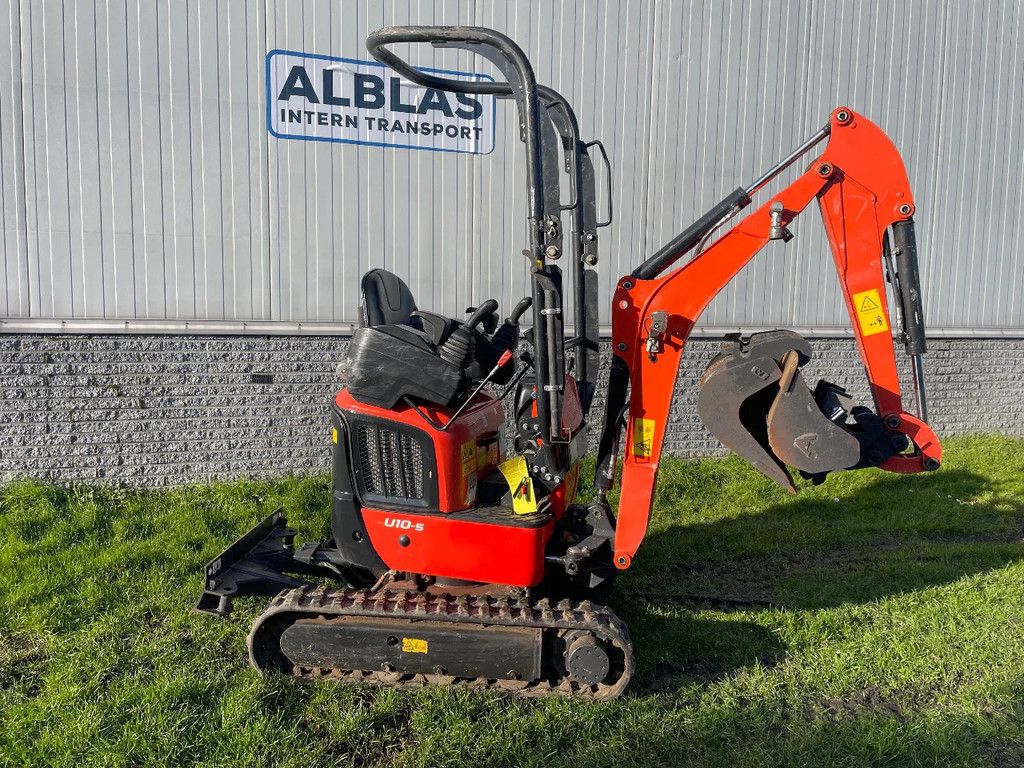 Kubota U10-5 minigraafmachine CW00 met 3 bakken