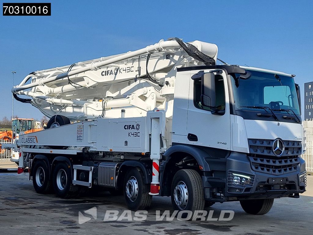 Mercedes Arocs Arocs 3746 8X4 NEW! 43 meter CIFA K43C-PU17080 Steelsuspension Big-Axle Euro 6