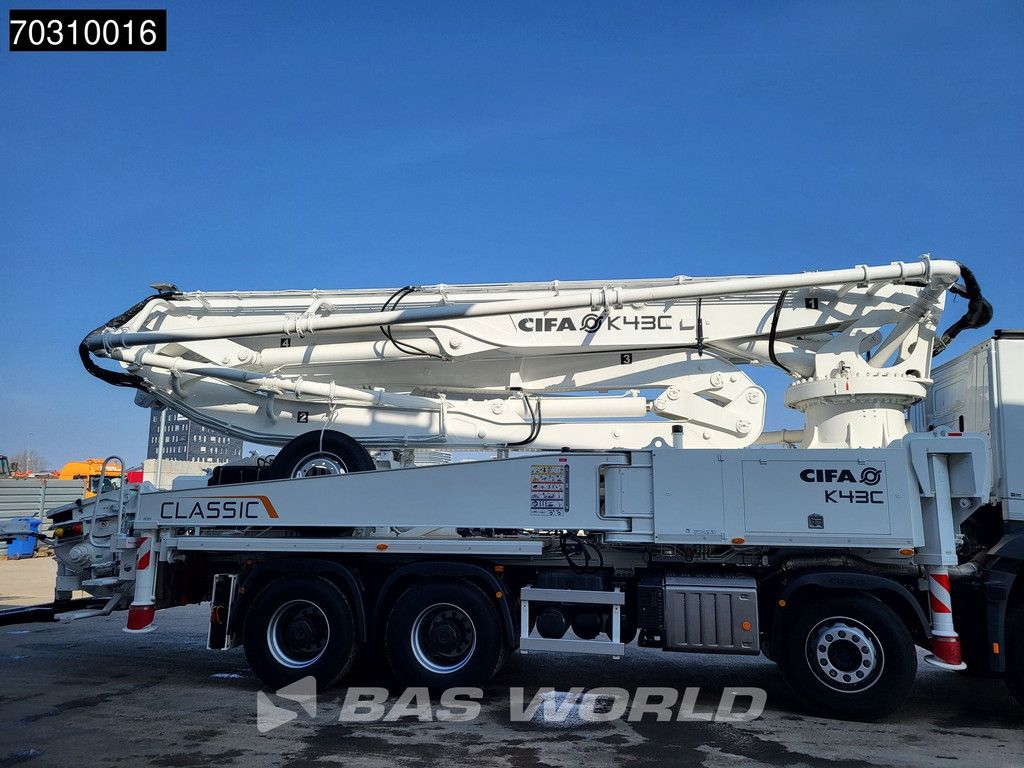 Mercedes Arocs Arocs 3746 8X4 NEW! 43 meter CIFA K43C-PU17080 Steelsuspension Big-Axle Euro 6