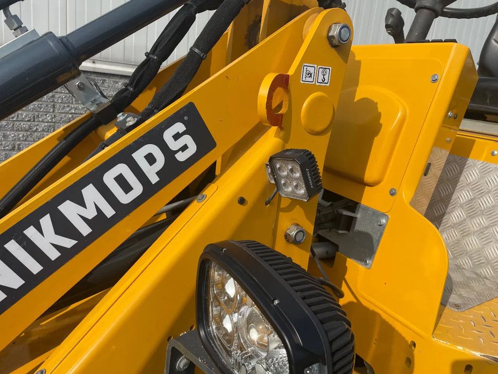 Knikmops KM130 kniklader 2025