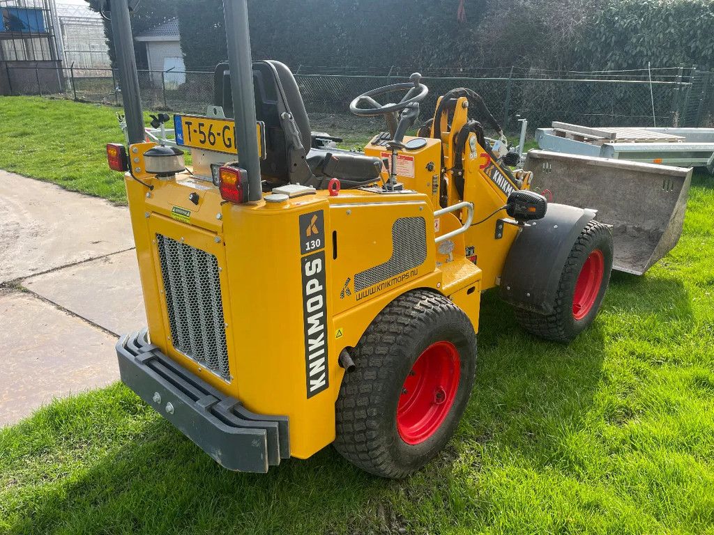 Knikmops KM130 kniklader 2025