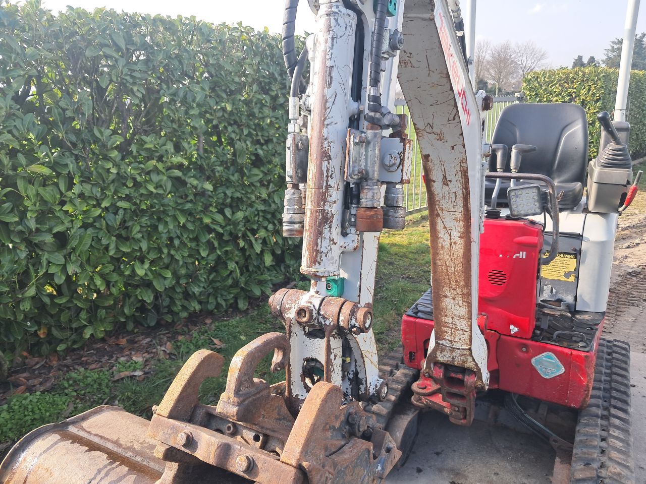 Minigraver Takeuchi TB 210 / Sloop-sorteer / Minikraan / Kraan