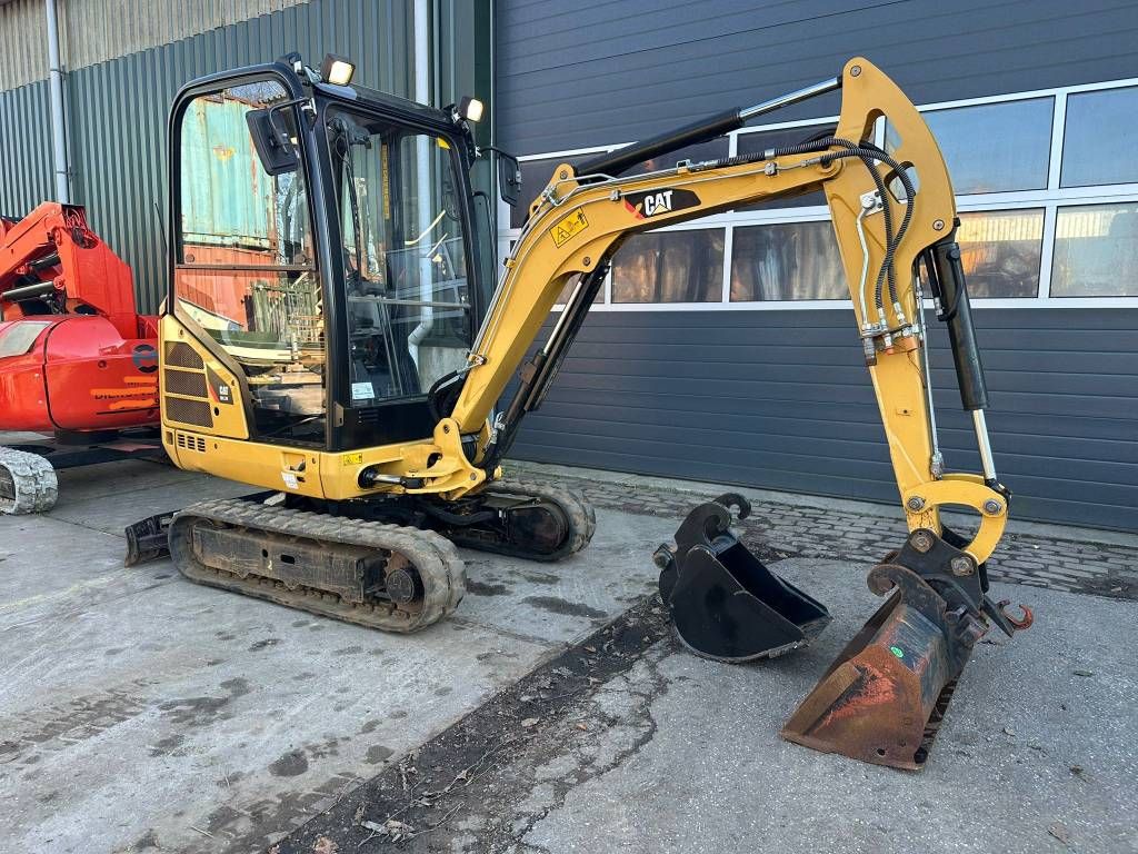 CAT 301.7 D