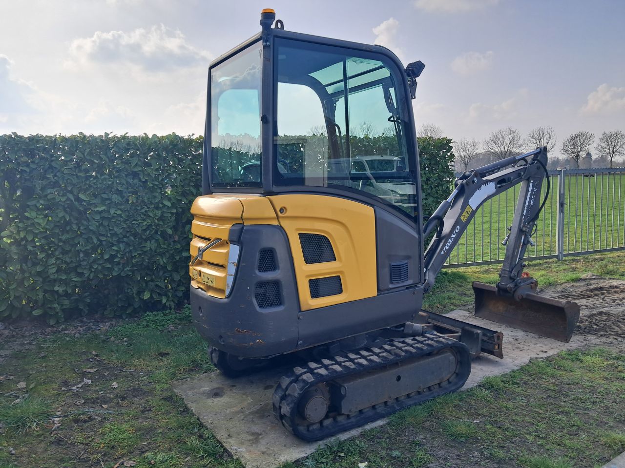 Minigraver Volvo EC 18 C / Minikraan / Graafmachine