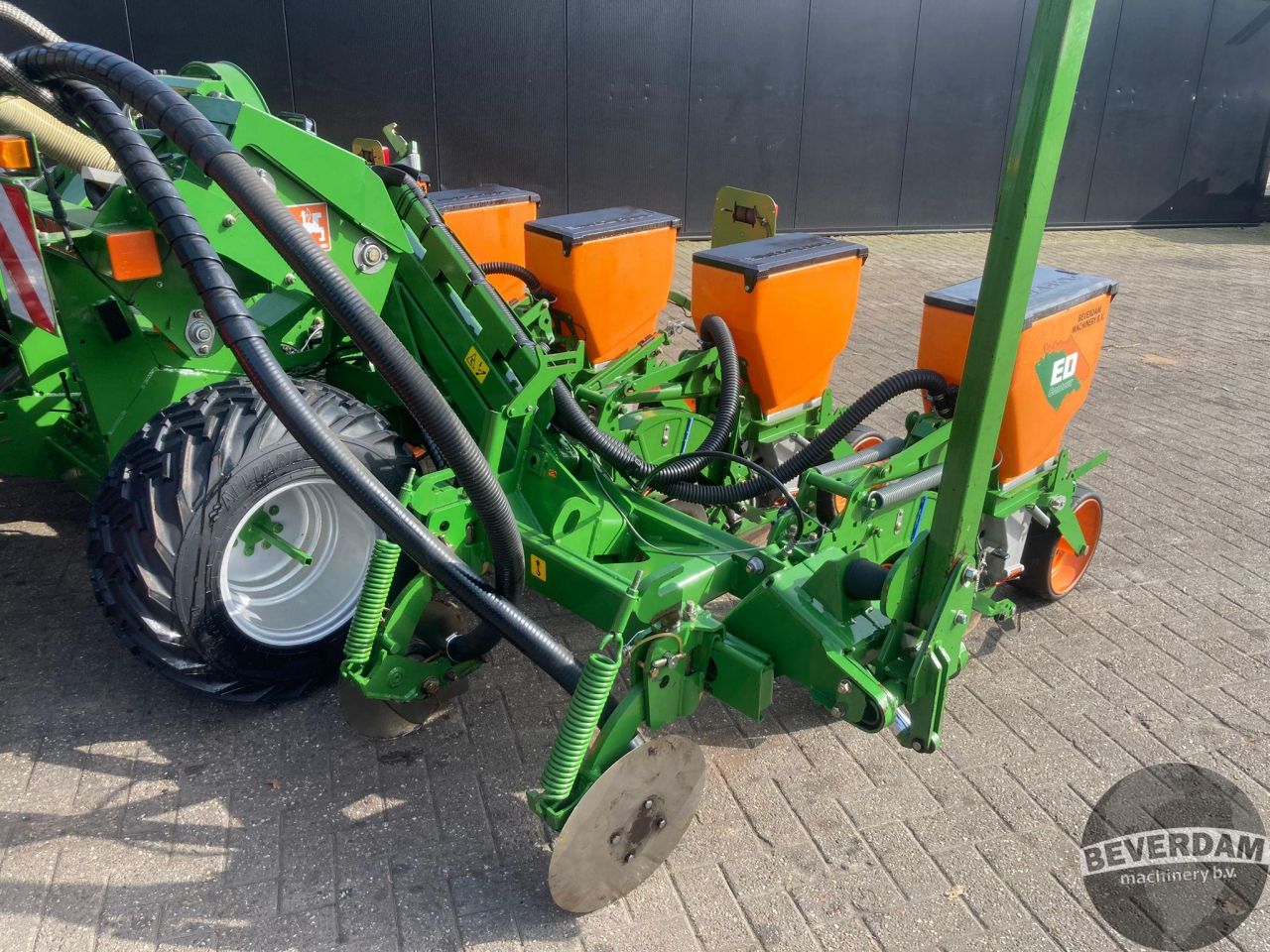 Amazone ED602-K Contour + FRS 104