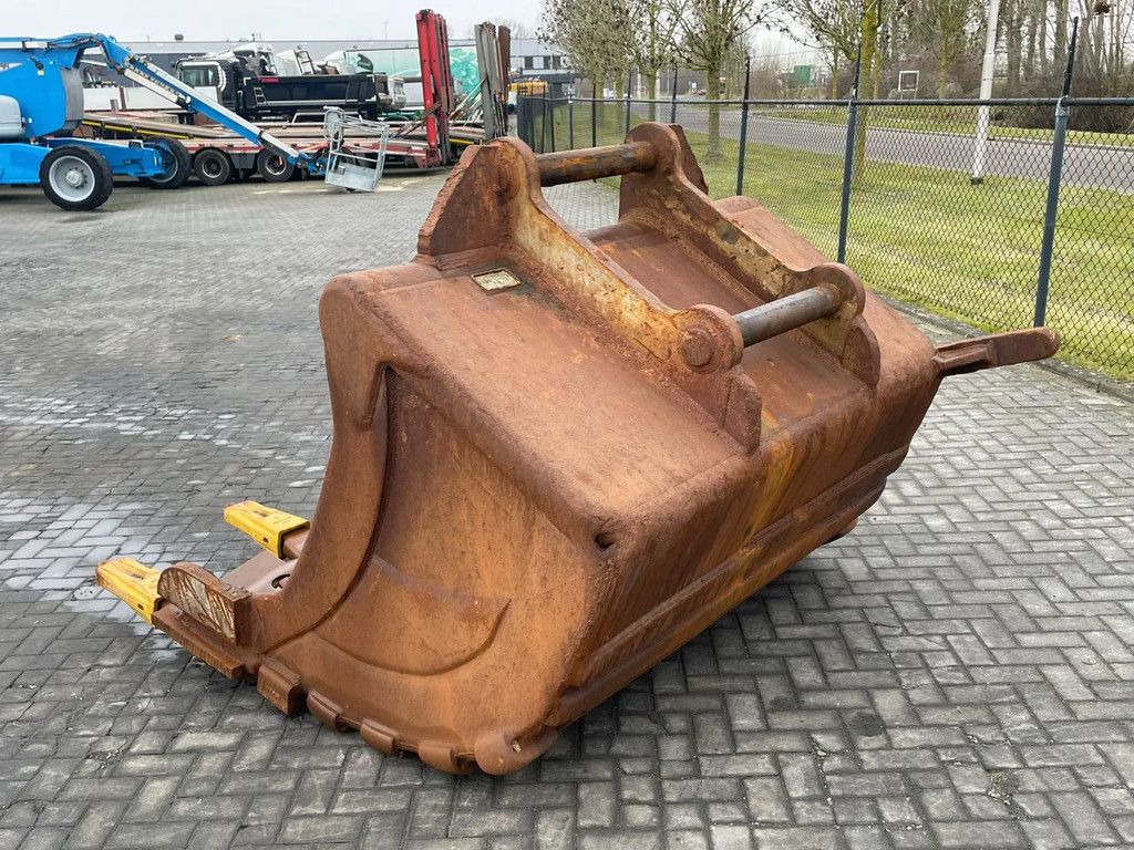 Klepp Mek | S90 | KM90 | TOOTH BUCKET | NEW TEETH | SCHAUFEL