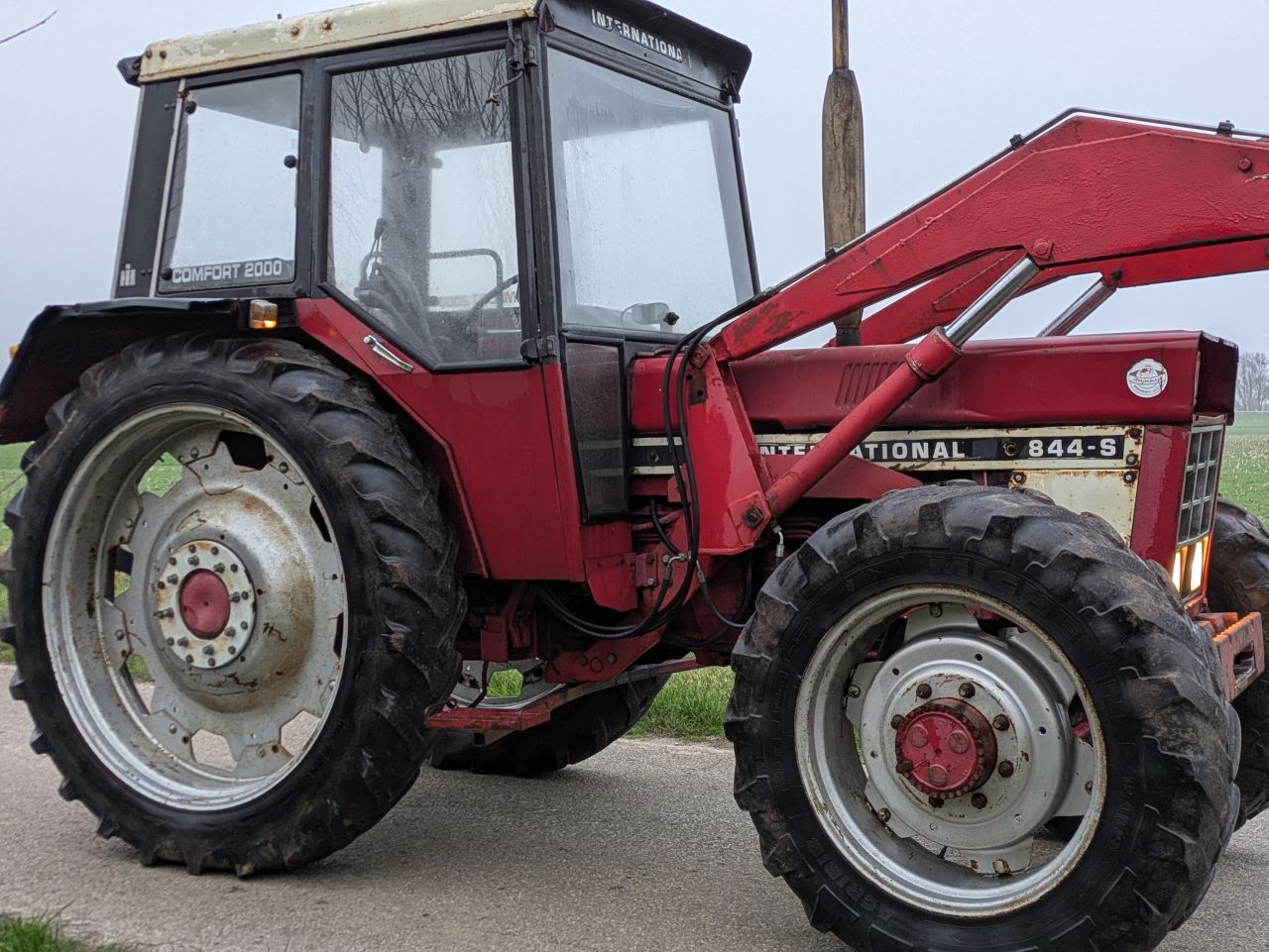 International IHC 844 s