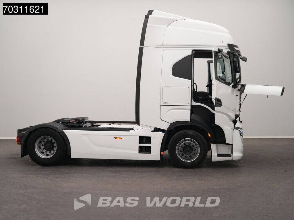 Iveco S-Way S-Way 490 4X2 AS Retarder 2xTanks Navi Standklima
