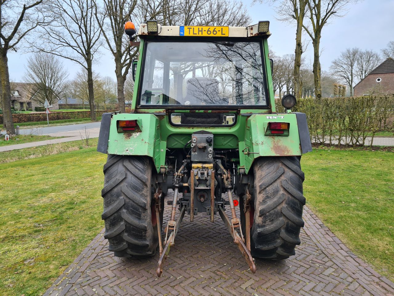 Fendt Farmer 308 LS turbomatik 40 km bak.
