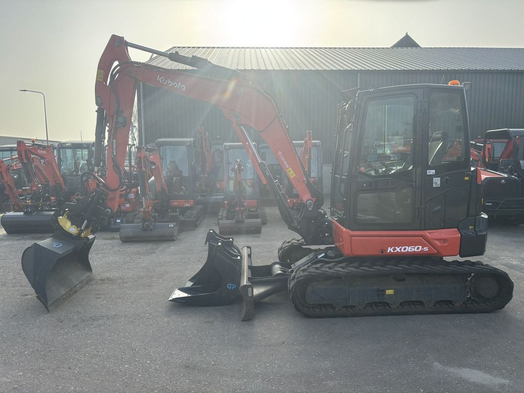 KUBOTA KX060-5