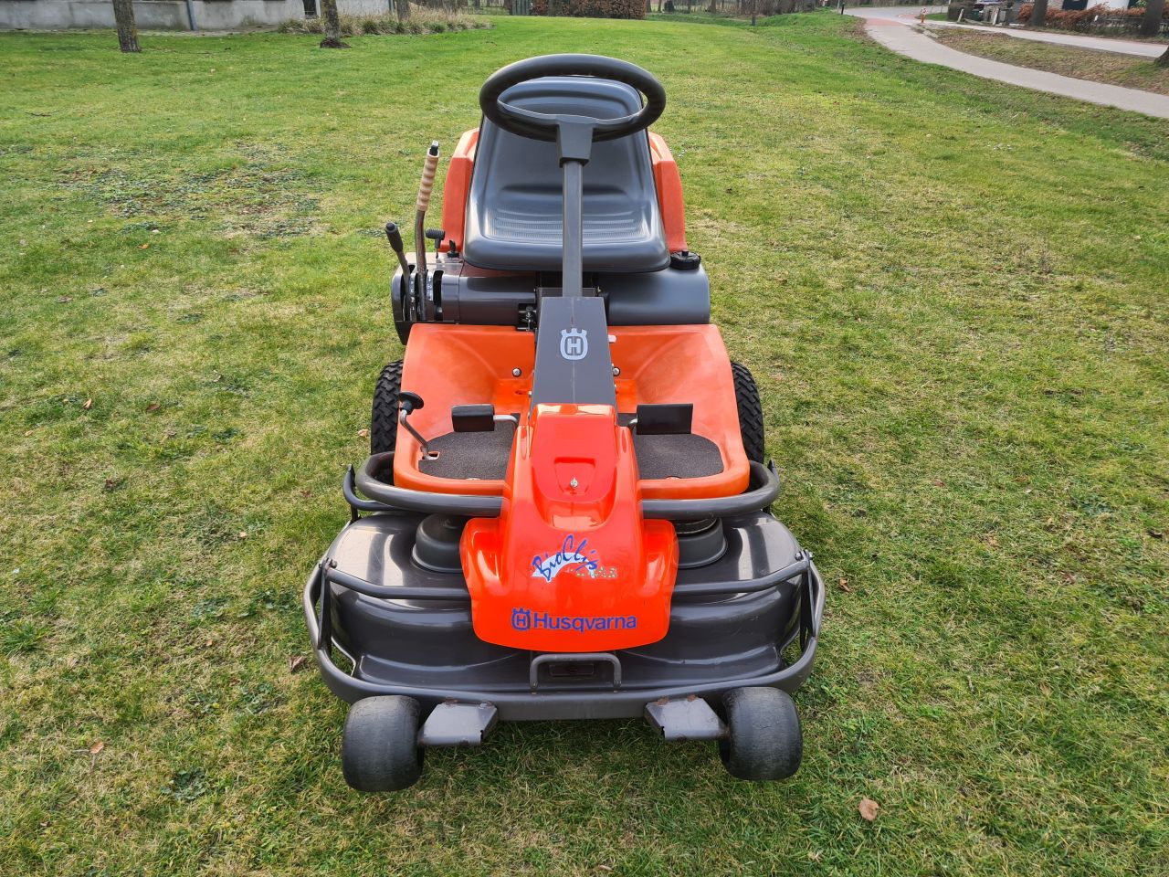 Husqvarna Rider 13 hydrostaat frontmaaier mulch maaier.
