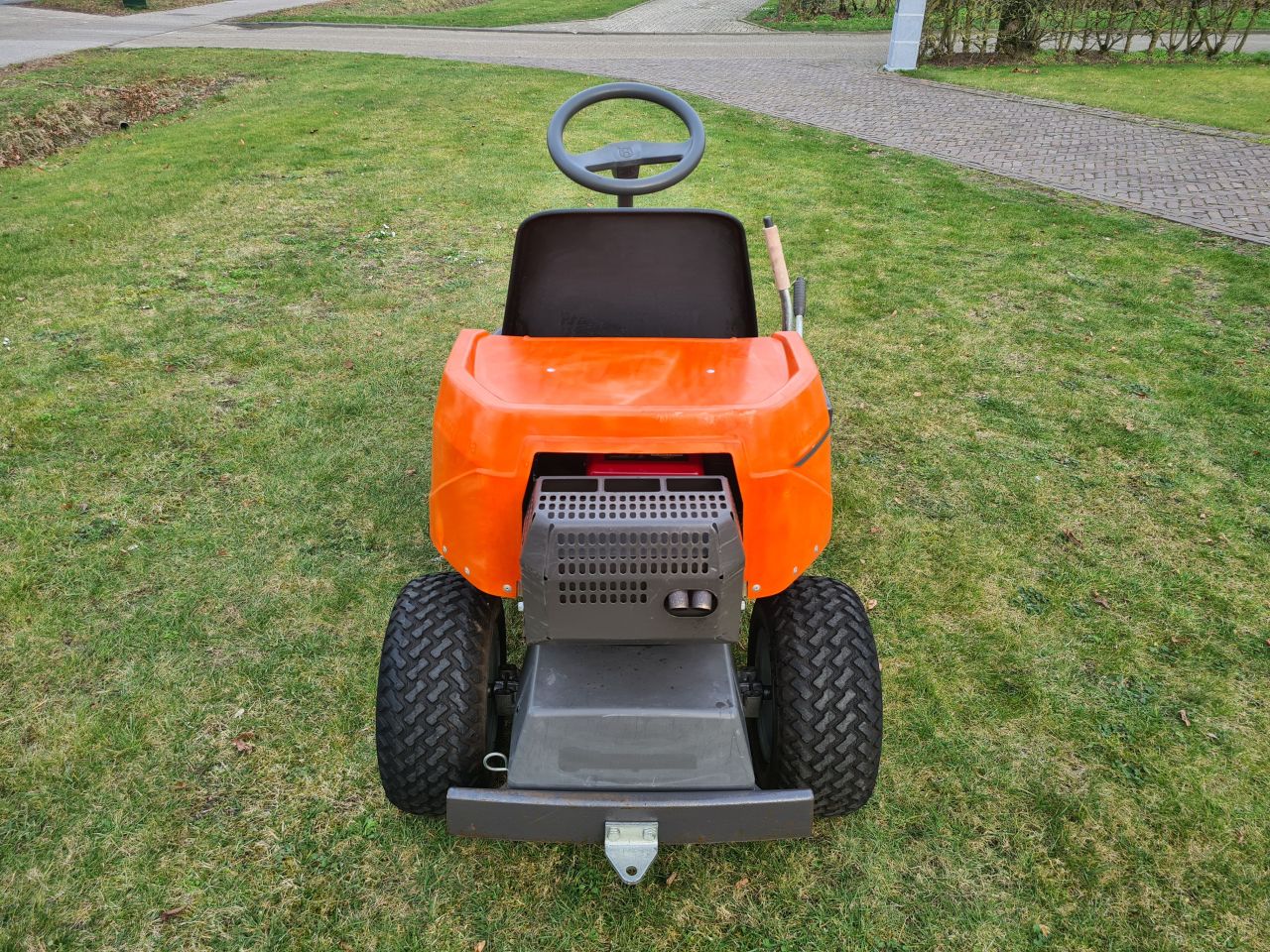 Husqvarna Rider 13 hydrostaat frontmaaier mulch maaier.