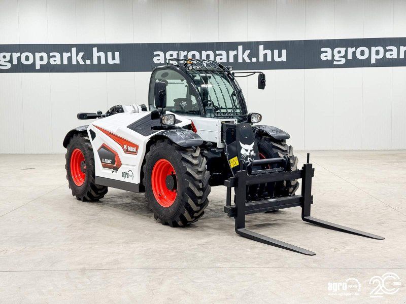 Bobcat TL30.60 UN 5,9 m lifting height, 3.000 kg load capacity, air
