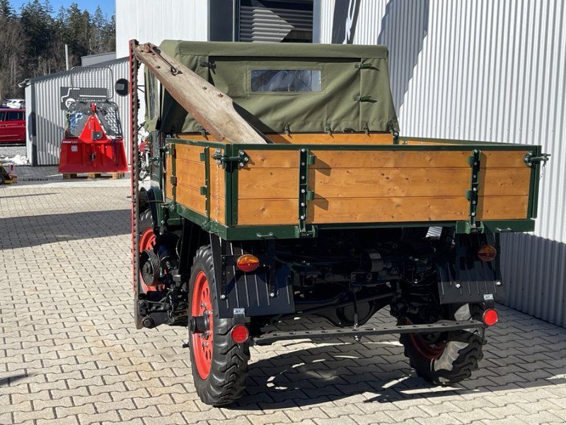 Mercedes-Benz Unimog 2010 wie 411 , Restauriert , Bj. 1953, mit Mähwerk