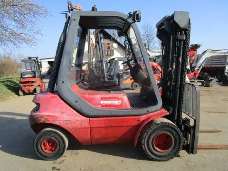 Linde H25 + H30D Tripl-Freihub + Seitenschieber