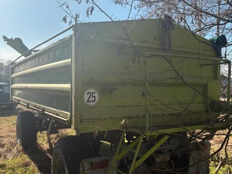 Fortschritt HW 80 mit Düngerschnecke