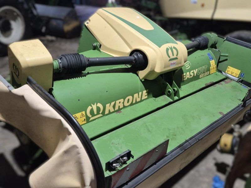 Krone Mähkombination EC B1000 CV Collect + Easy Cut F 320 CV