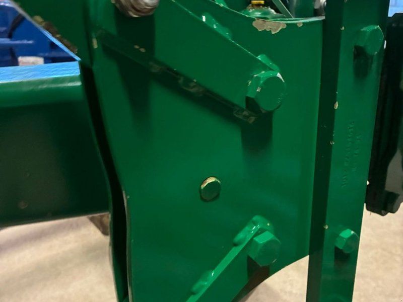 Regent TITAN 160T mit Streifenkörper