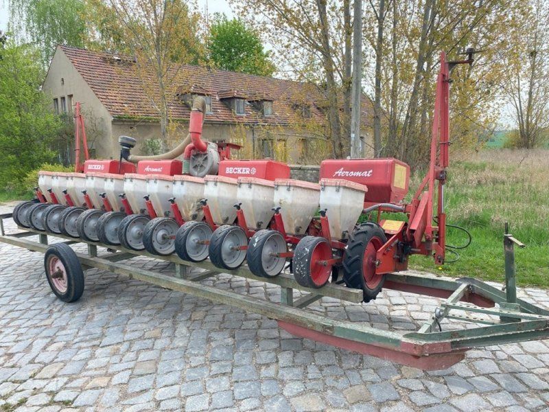 Becker Aeromat 12