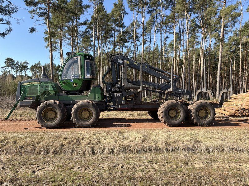 John Deere 1210 G