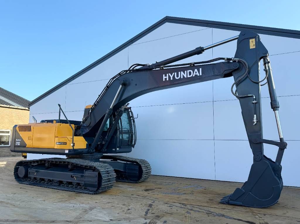 Hyundai R210 Smart X Plus *2026 Model* NEW / UNUSED