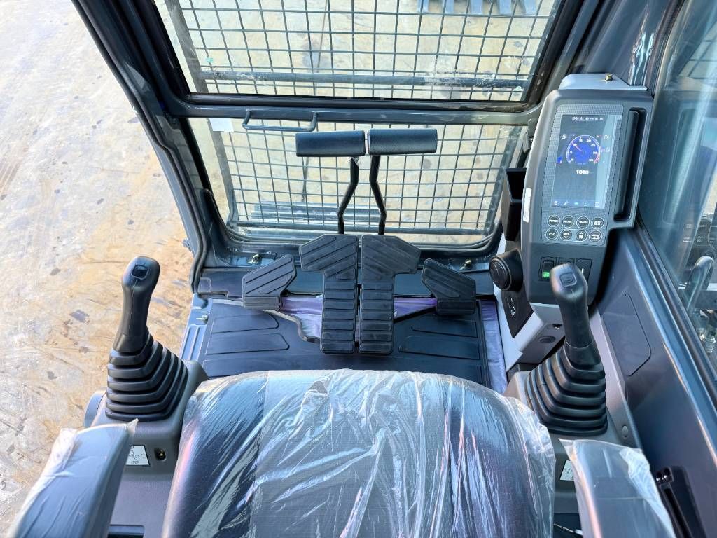 Hyundai R210 Smart X Plus *2026 Model* NEW / UNUSED