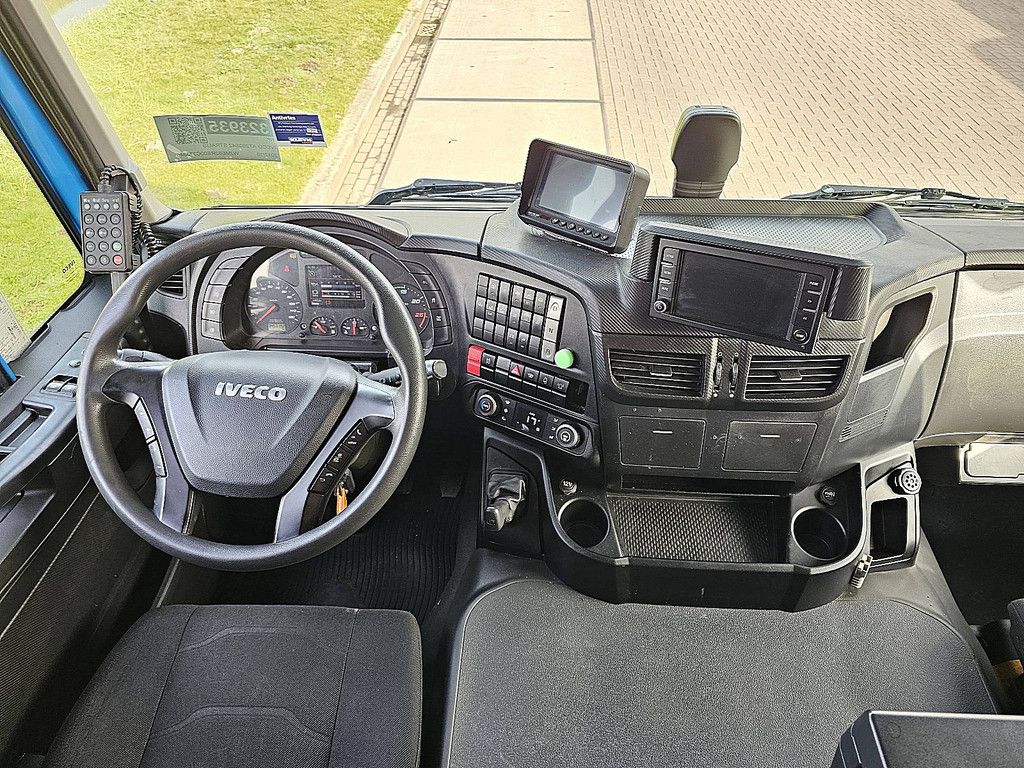 IVECO AT260S42 STRALIS 6x2 hyva hc183x 4x