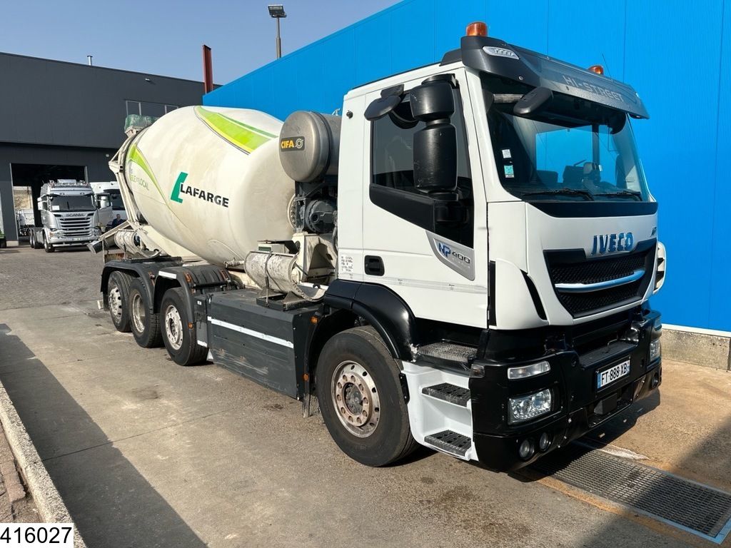 Iveco Stralis 8x2, CNG