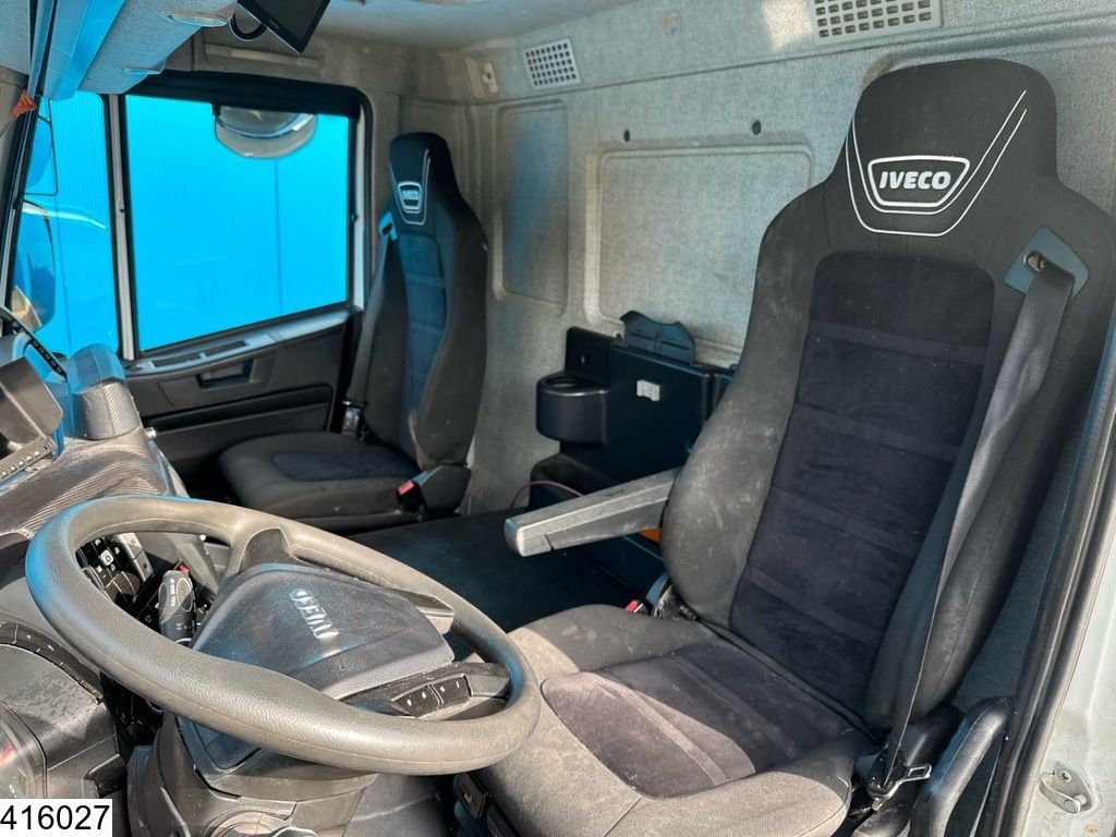 Iveco Stralis 8x2, CNG