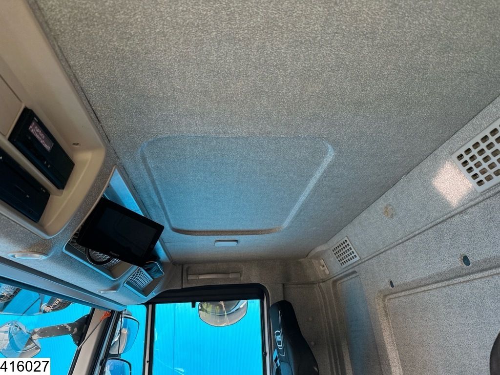 Iveco Stralis 8x2, CNG