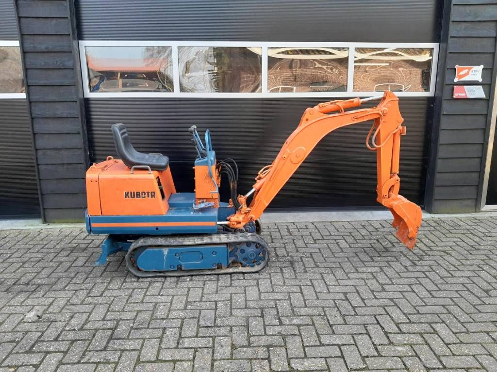 Kubota KH 007 minigraver