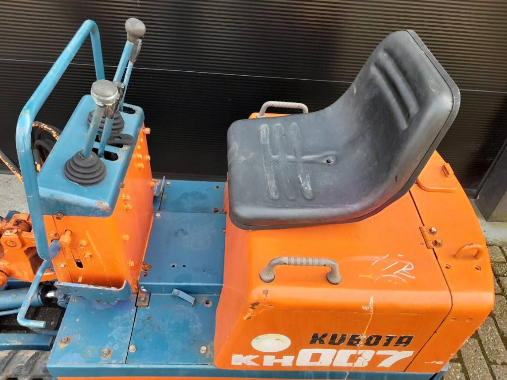 Kubota KH 007 minigraver