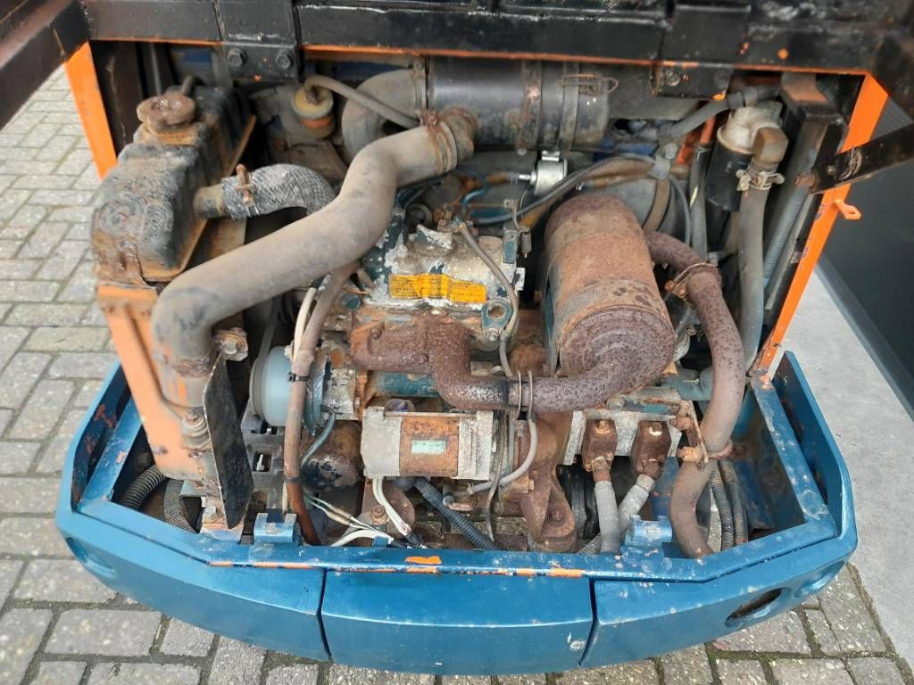 Kubota KH 012 minigraver