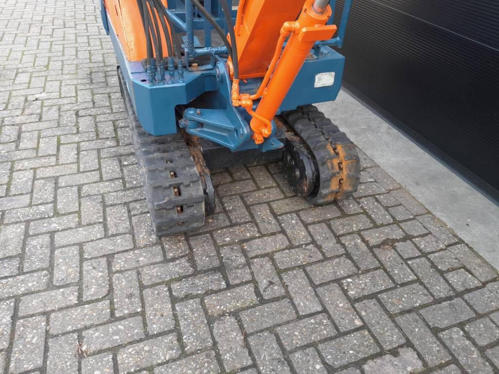 Kubota KH 012 minigraver